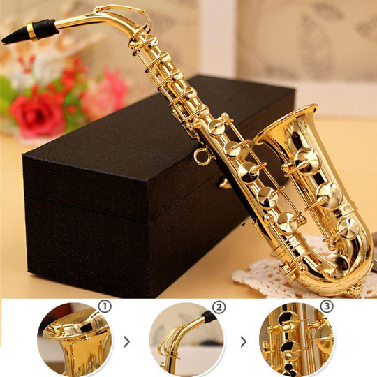 Mini Saxofoon Model Muziekinstrumenten Koperen Display Sax Gouden Kleur Pocket Sax Alto Met Metalen Standaard Voor Home Decoratie