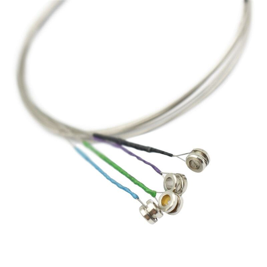 Viool String V68 1 Set Vioolsnaren 4 Stuks Eadg Voor 1/8 1/4 1/2 3/4 4/4 Gemeenschappelijke size Snaarinstrumenten Accessorie