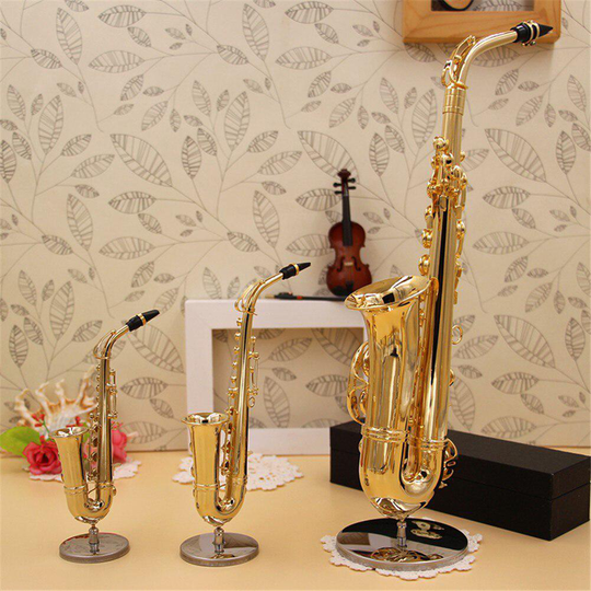 Mini Saxofoon Model Muziekinstrumenten Koperen Broche Miniatuur Bureau Decor Display Sax Gouden Kleur Pocket Sax Alto Met Beugel